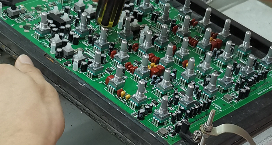 Жеткізілім тізбегін оңтайландыру арқылы PCBA зауыттарының өндіріс құнын қалай төмендетуге болады?