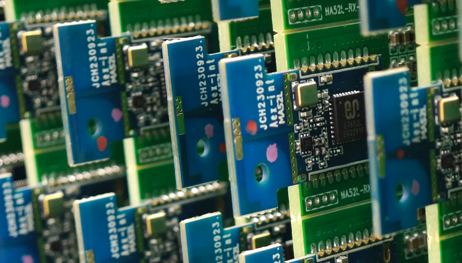 PCBA фабрикаттары жоғары күрделі тізбек дизайнының өндірістік қажеттіліктерімен қалай күресуге болады?