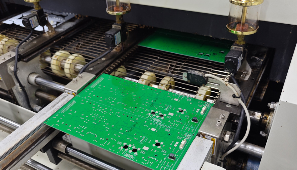 PCBA зауыттарының тұрақтылық стратегиясы қалай салдың болжамына әсер етеді?